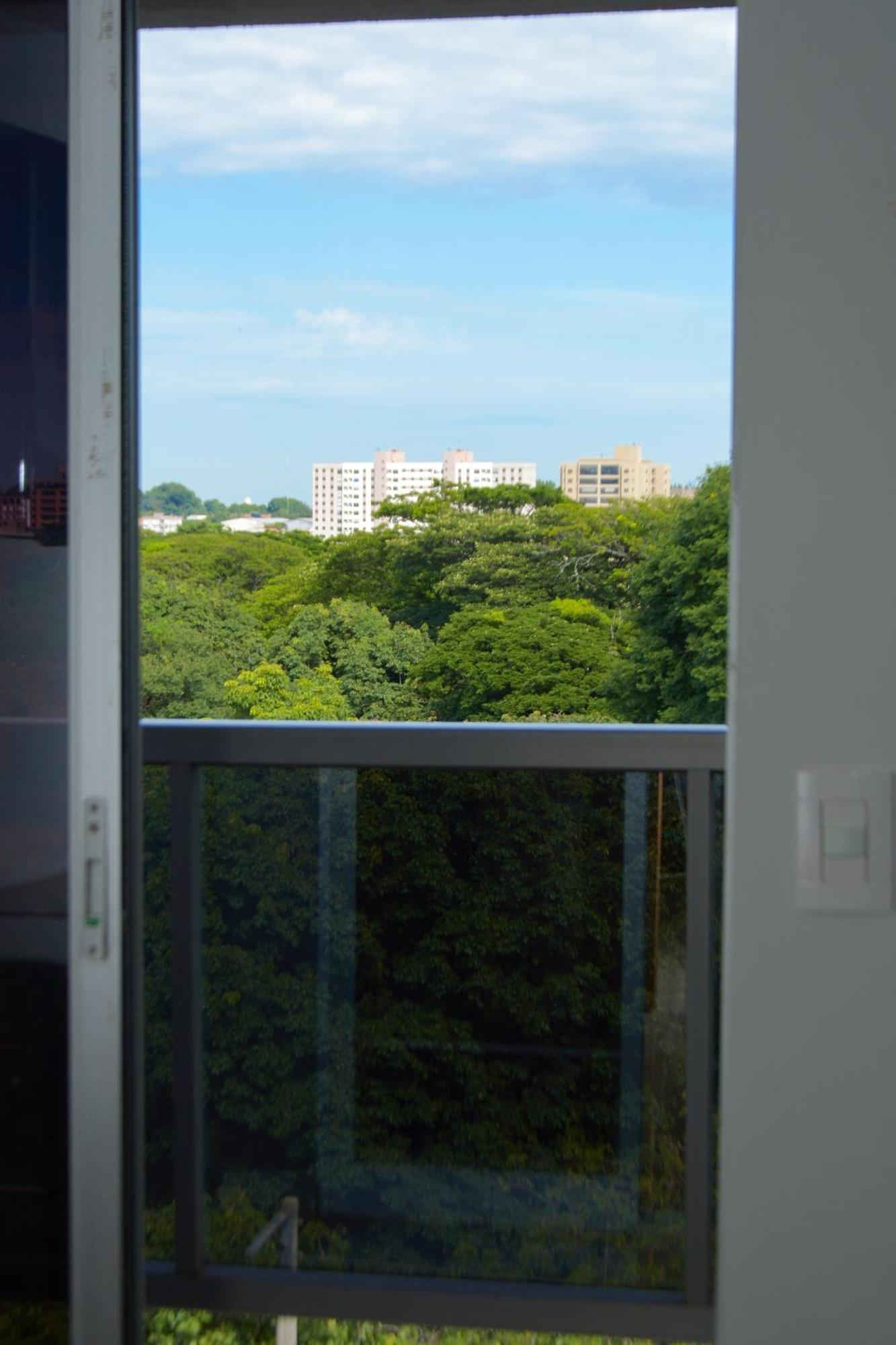 Bombonato Hotel - Facil Acesso Ao Aeroporto E Parque De Exposicoes Abcz Uberaba Bagian luar foto