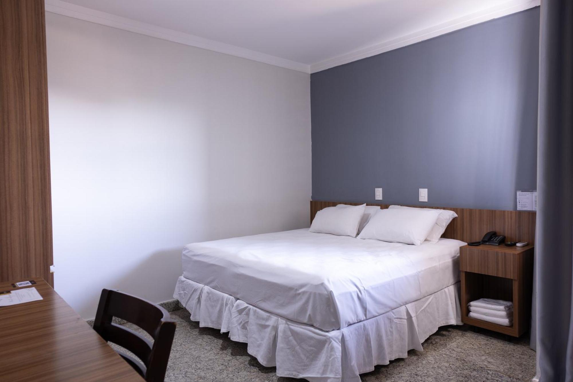 Bombonato Hotel - Facil Acesso Ao Aeroporto E Parque De Exposicoes Abcz Uberaba Bagian luar foto
