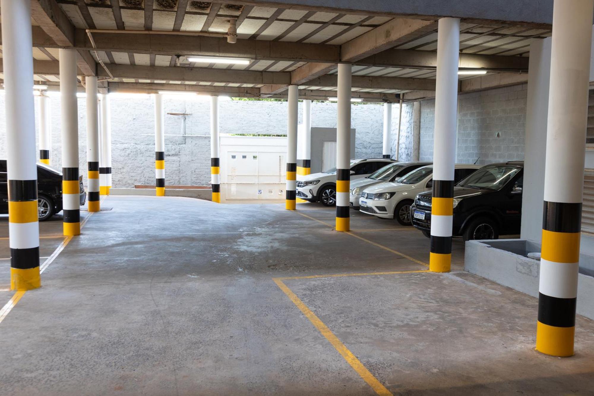 Bombonato Hotel - Facil Acesso Ao Aeroporto E Parque De Exposicoes Abcz Uberaba Bagian luar foto