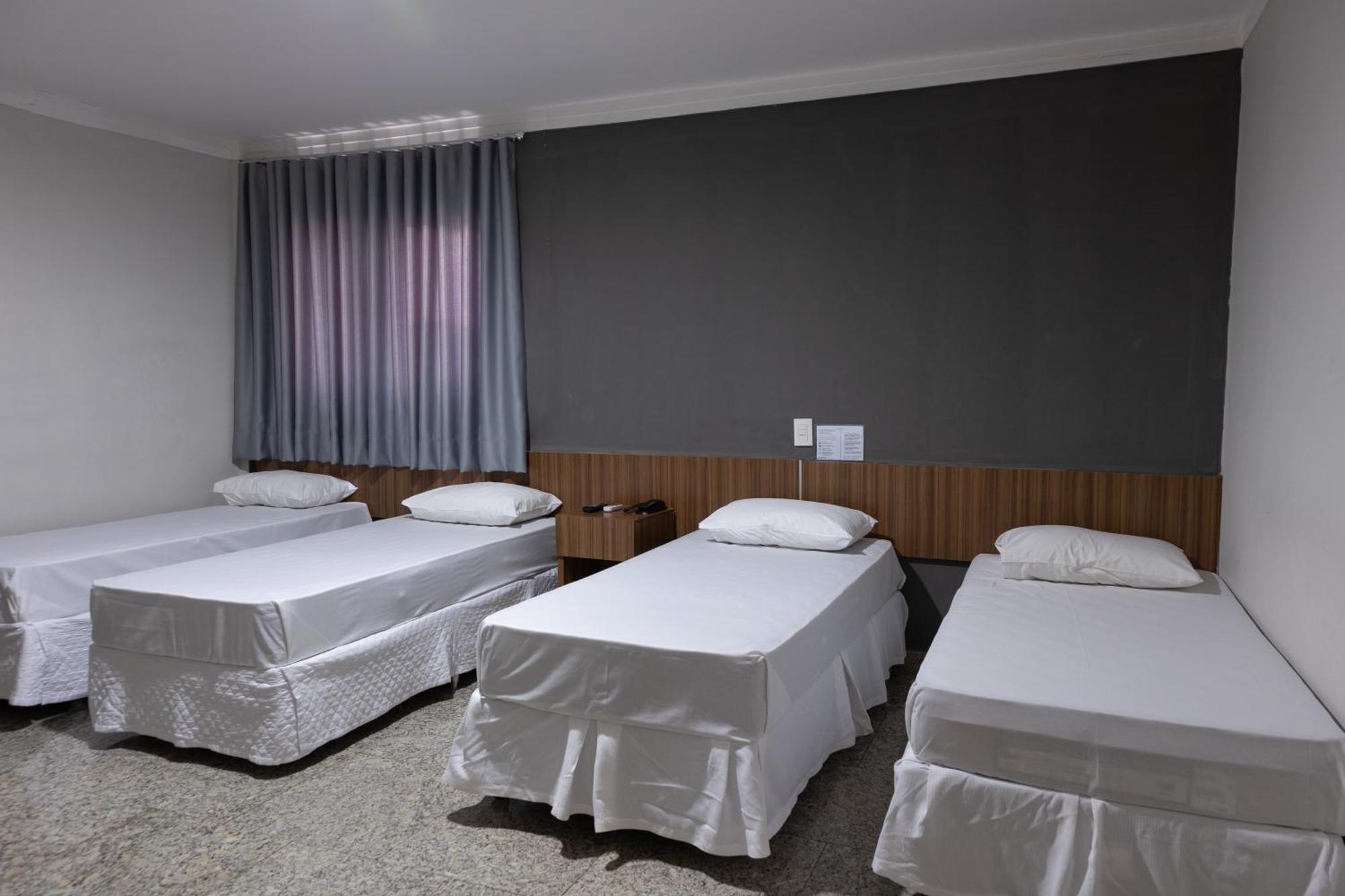 Bombonato Hotel - Facil Acesso Ao Aeroporto E Parque De Exposicoes Abcz Uberaba Bagian luar foto