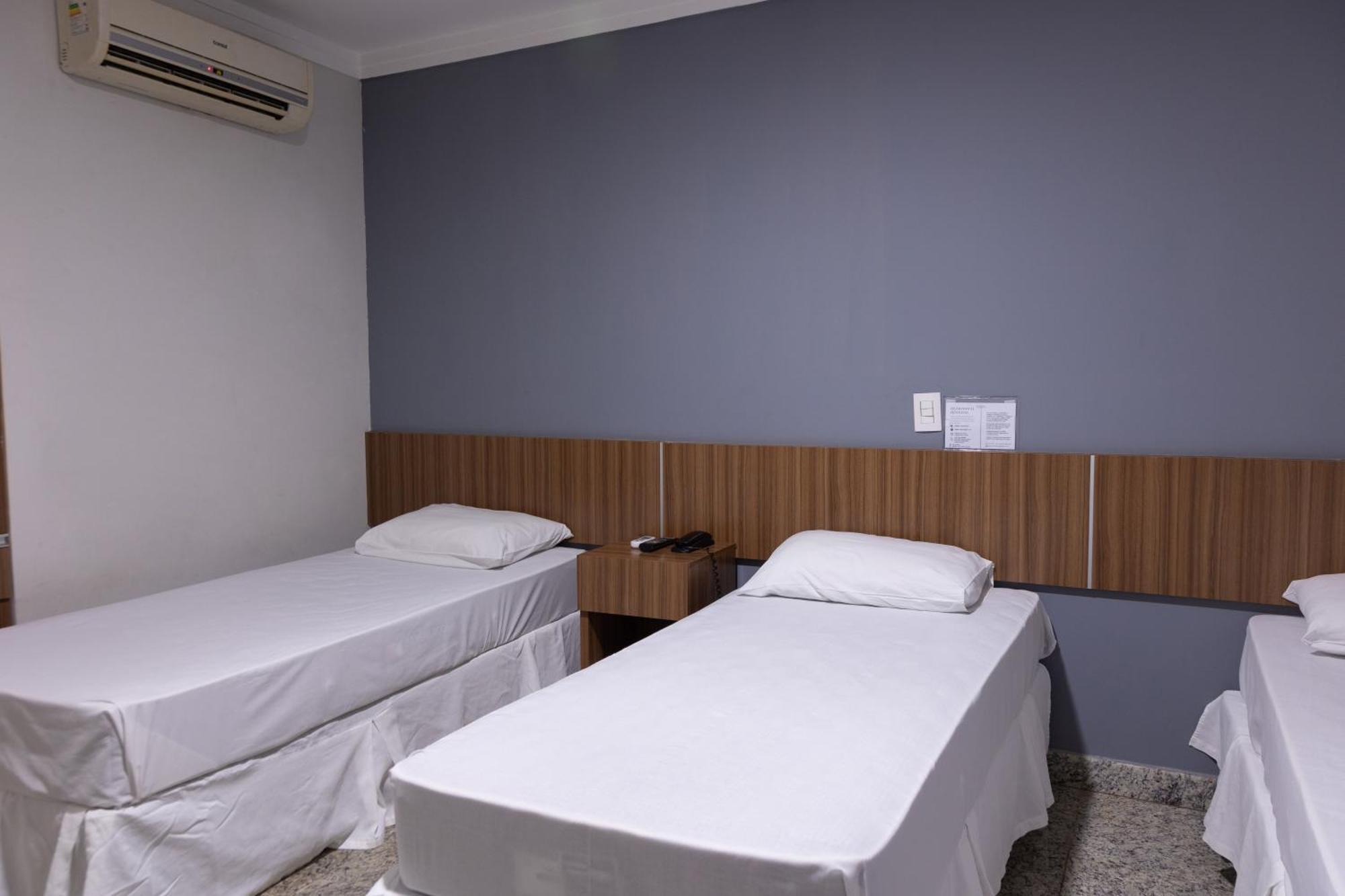 Bombonato Hotel - Facil Acesso Ao Aeroporto E Parque De Exposicoes Abcz Uberaba Bagian luar foto